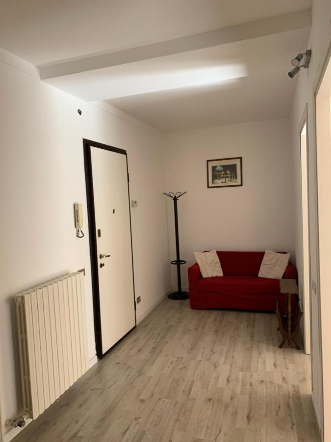 Appartamento Corso Roma Lodi Buitenkant foto